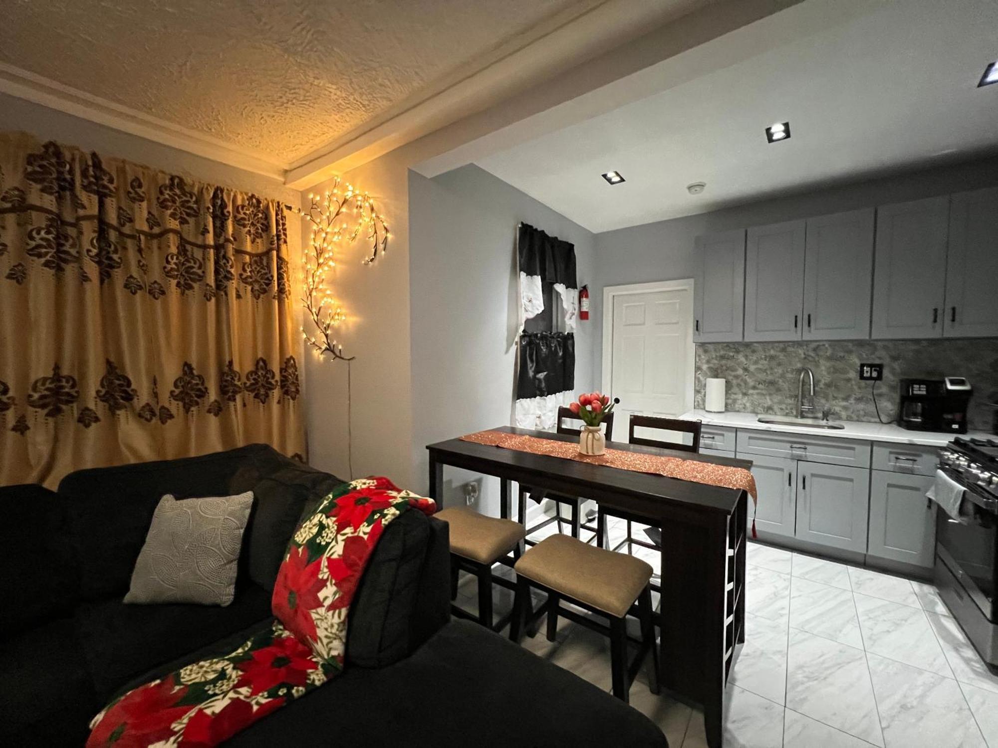3 Bedrooms In 2Nd Floor Modern Brooklyn Home, Close To J Train New York Exterior photo